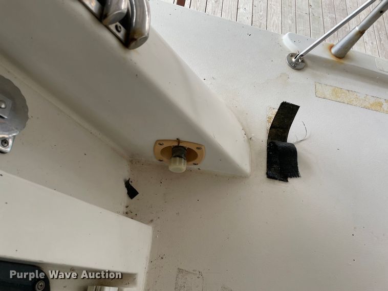 image for item MR9076 1989 Wellcraft  boat