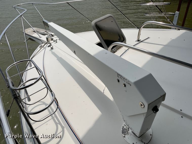 image for item MR9076 1989 Wellcraft  boat