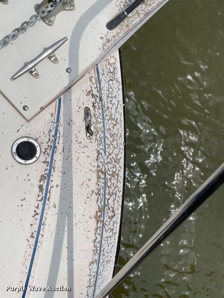 image for item MR9076 1989 Wellcraft  boat