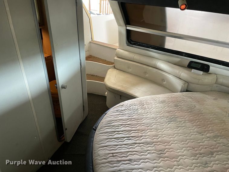 image for item MR9076 1989 Wellcraft  boat