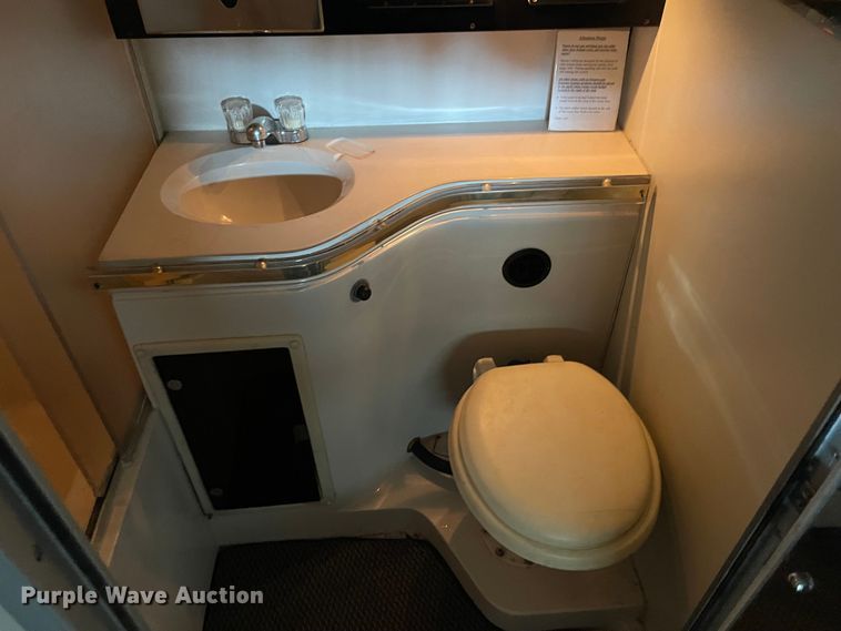 image for item MR9076 1989 Wellcraft  boat