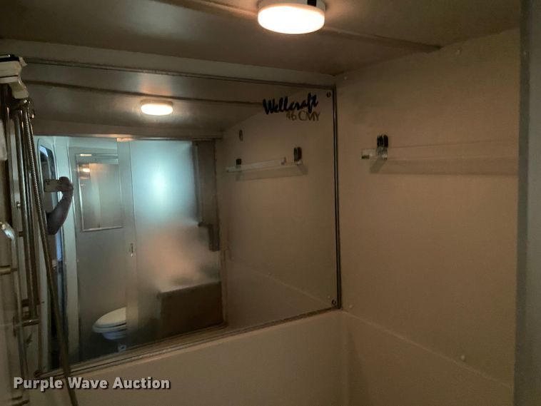 image for item MR9076 1989 Wellcraft  boat