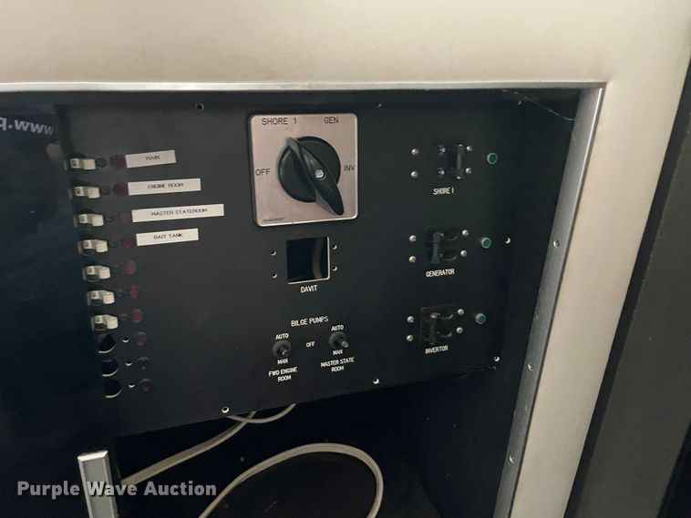 image for item MR9076 1989 Wellcraft  boat