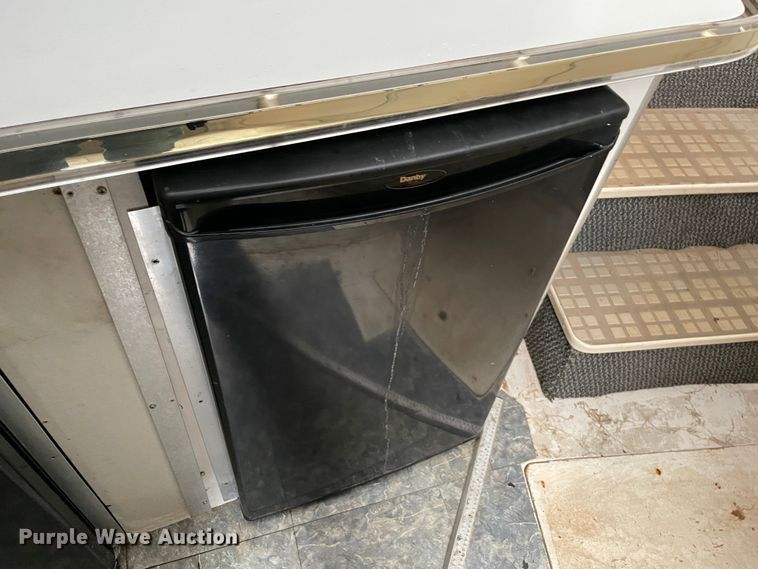 image for item MR9076 1989 Wellcraft  boat