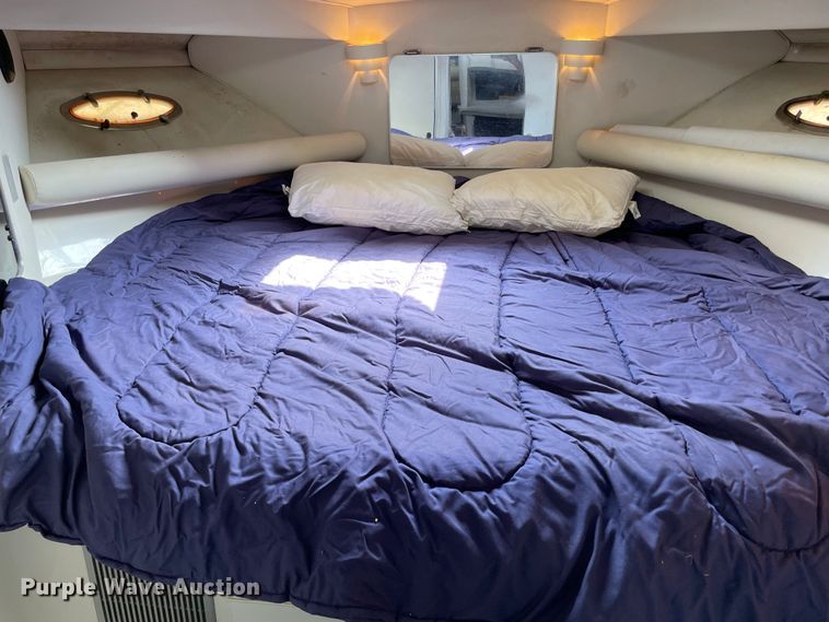 image for item MR9076 1989 Wellcraft  boat