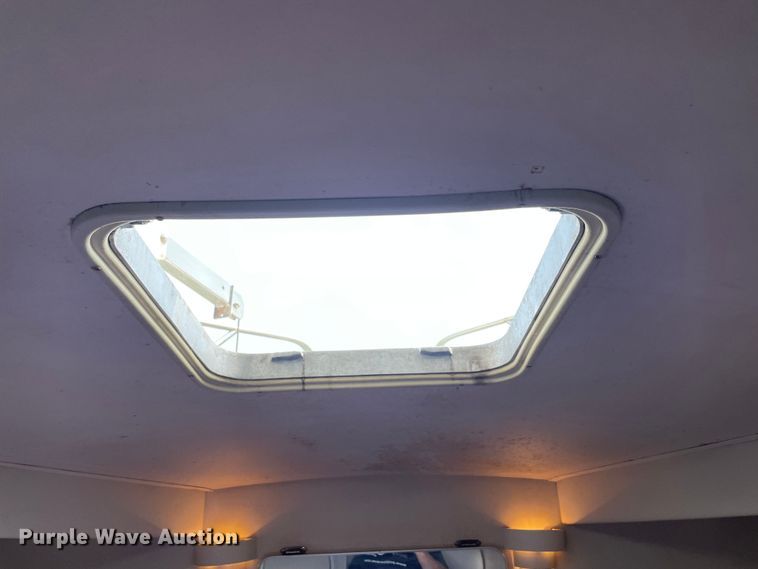 image for item MR9076 1989 Wellcraft  boat