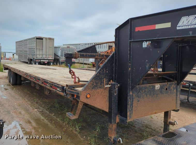 image for item MY9335 2014 Maxey  equipment trailer