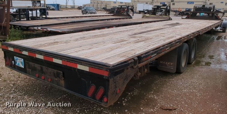 image for item MY9335 2014 Maxey  equipment trailer