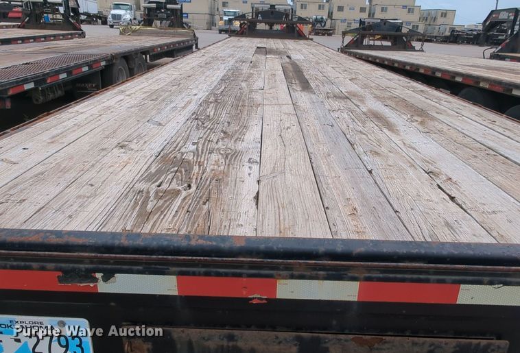 image for item MY9335 2014 Maxey  equipment trailer