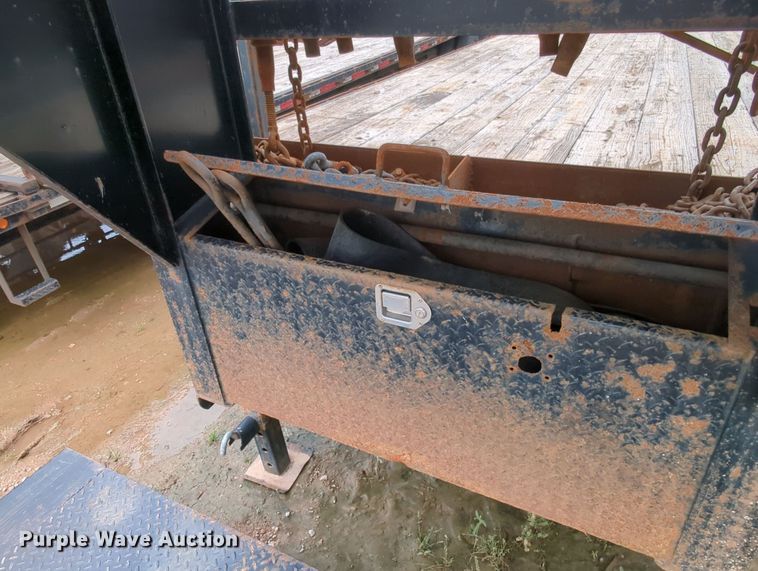 image for item MY9335 2014 Maxey  equipment trailer