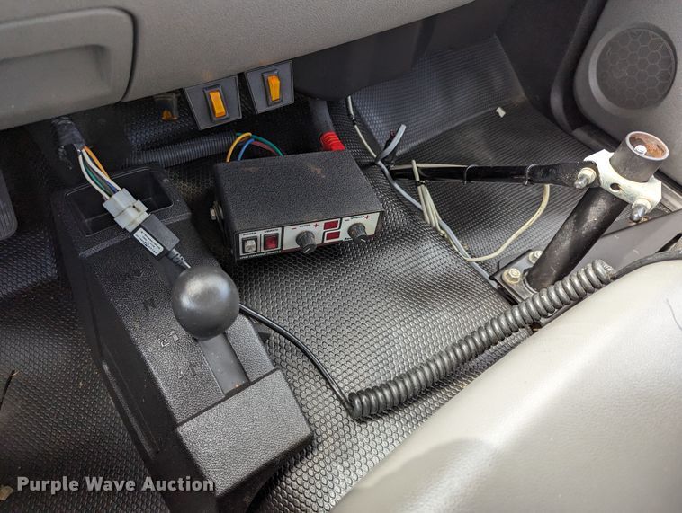 image for item MY9378 2010 Chevrolet Silverado 2500HD  utility bed pickup truck