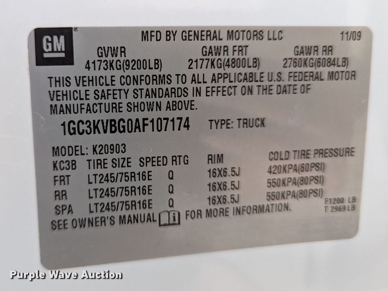 image for item MY9378 2010 Chevrolet Silverado 2500HD  utility bed pickup truck