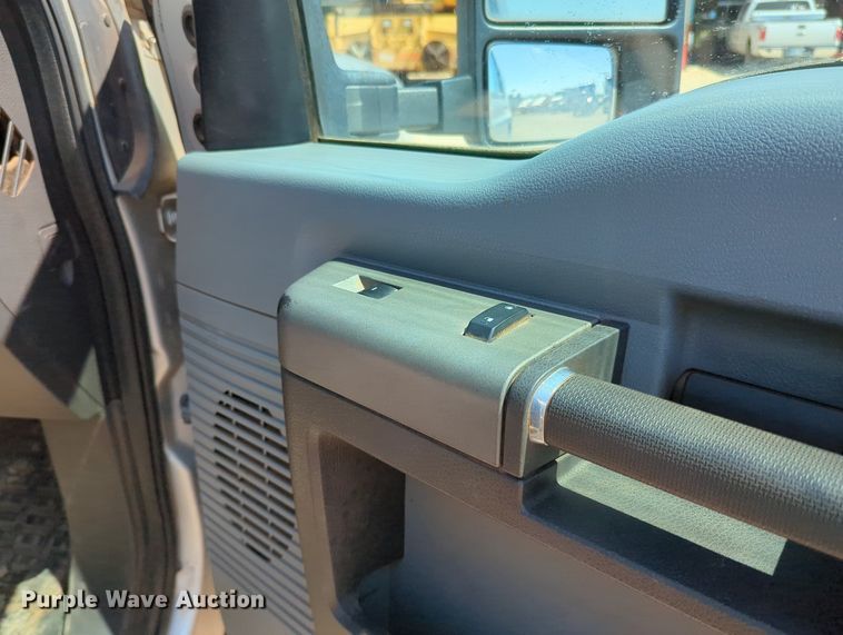 image for item MY9487 2012  Ford F250 Super Duty XLT  SuperCab utility bed pickup truck