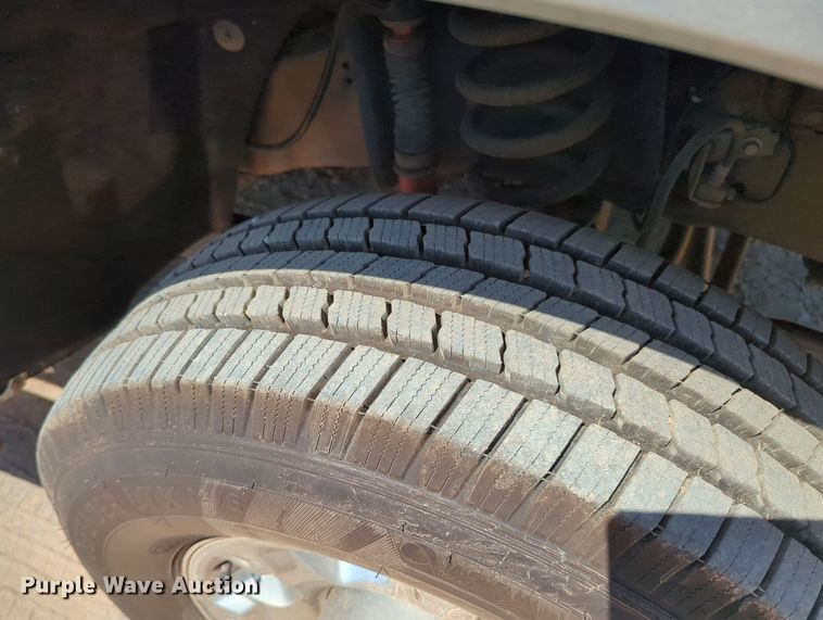 image for item MY9487 2012  Ford F250 Super Duty XLT  SuperCab utility bed pickup truck