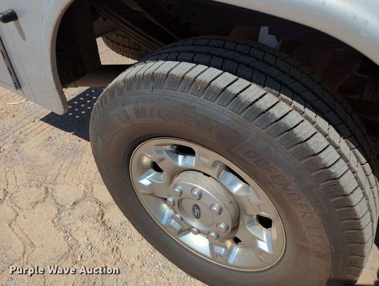 image for item MY9487 2012  Ford F250 Super Duty XLT  SuperCab utility bed pickup truck