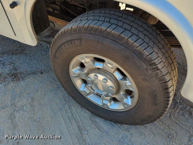 image for item MY9487 2012  Ford F250 Super Duty XLT  SuperCab utility bed pickup truck