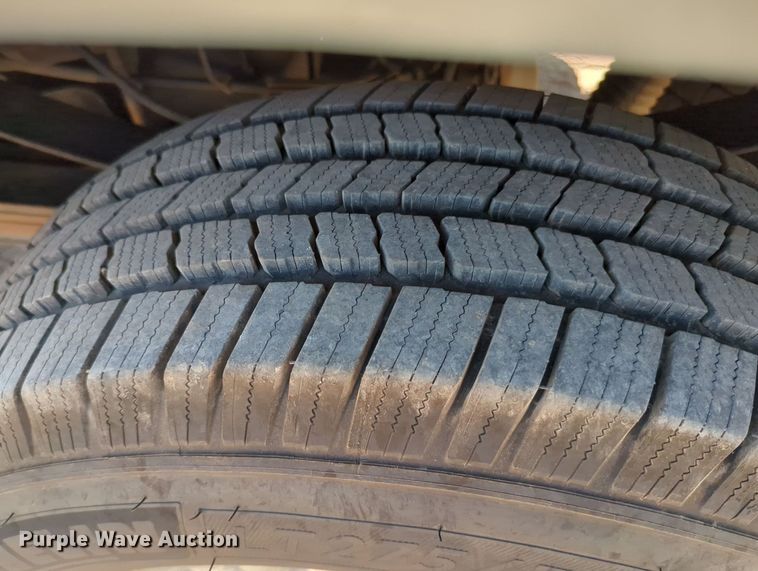 image for item MY9487 2012  Ford F250 Super Duty XLT  SuperCab utility bed pickup truck