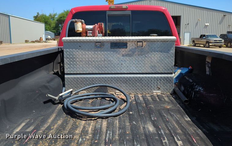 image for item MY9488 2011  Ford F250 Super Duty  Crew Cab pickup truck