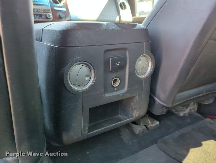 image for item MY9488 2011  Ford F250 Super Duty  Crew Cab pickup truck