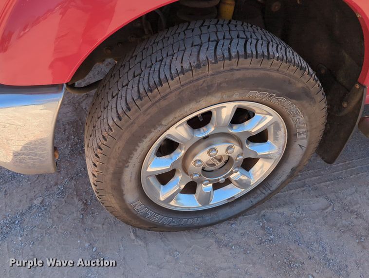 image for item MY9488 2011  Ford F250 Super Duty  Crew Cab pickup truck