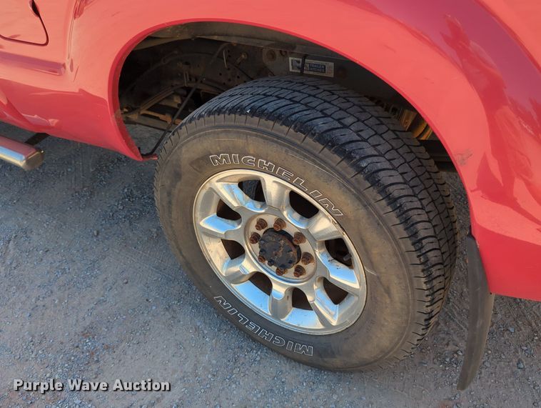 image for item MY9488 2011  Ford F250 Super Duty  Crew Cab pickup truck