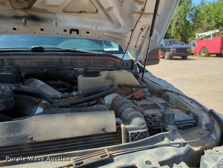 image for item MY9490 2015  Ford F250 Super Duty  Crew Cab pickup truck