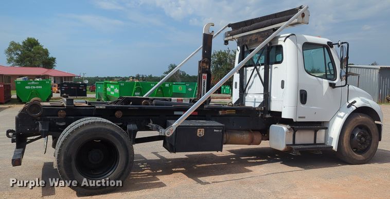 image for item MY9491 2006 Freightliner M2  roll-off container truck