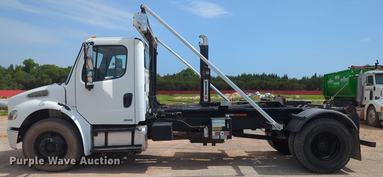 image for item MY9491 2006 Freightliner M2  roll-off container truck