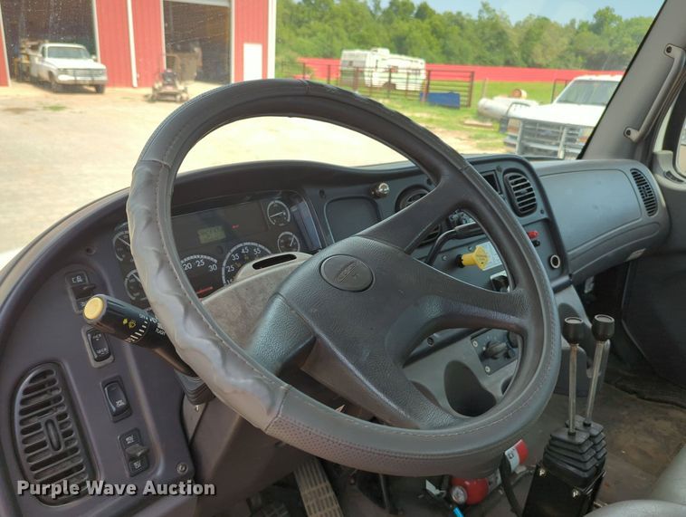 image for item MY9491 2006 Freightliner M2  roll-off container truck