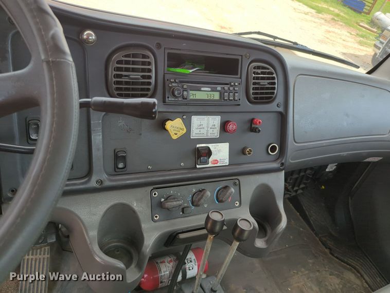 image for item MY9491 2006 Freightliner M2  roll-off container truck