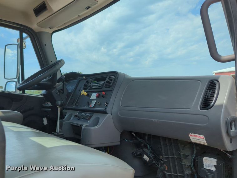 image for item MY9491 2006 Freightliner M2  roll-off container truck