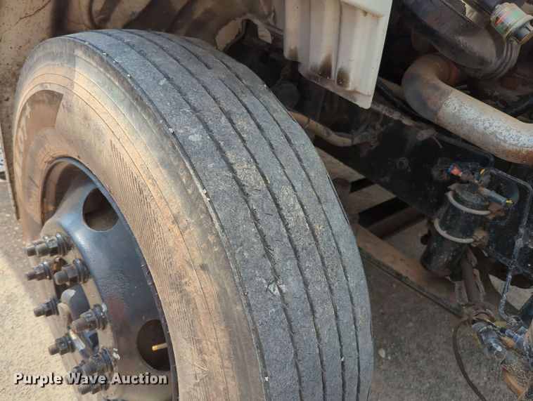 image for item MY9491 2006 Freightliner M2  roll-off container truck