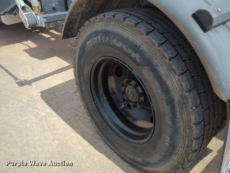 image for item MY9491 2006 Freightliner M2  roll-off container truck