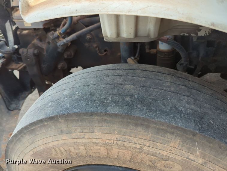 image for item MY9491 2006 Freightliner M2  roll-off container truck