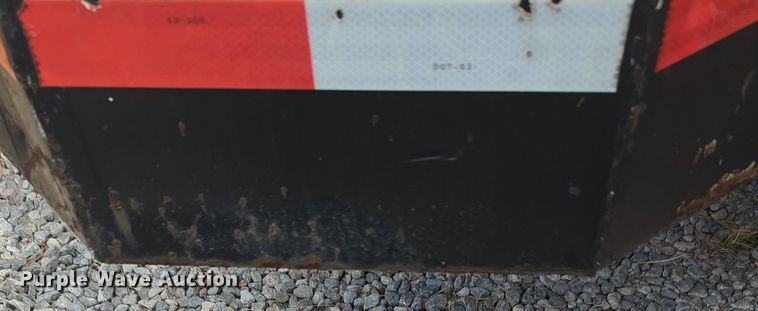 image for item MY9501 1998 Ford F800  water truck