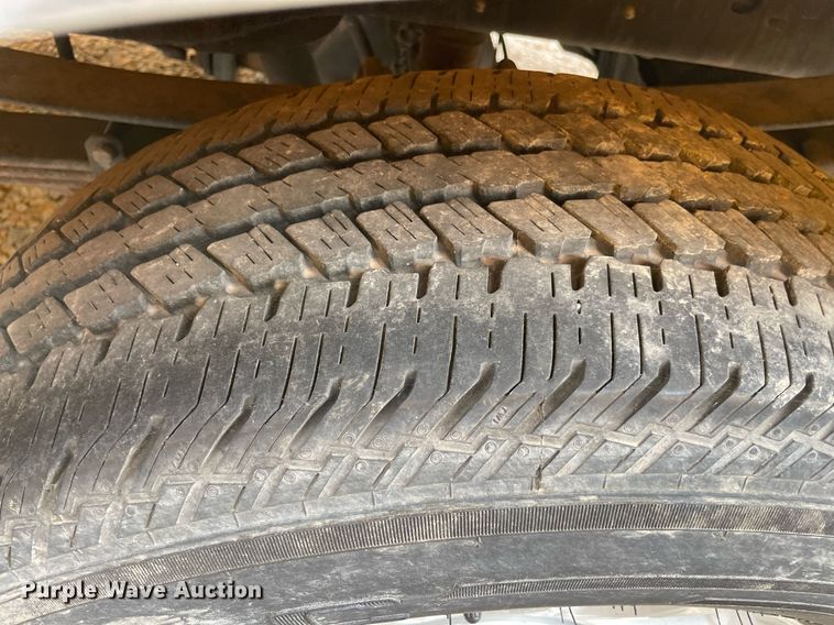 image for item MY9504 2020 Ford  F350 Super Duty  utility bed pickup truck