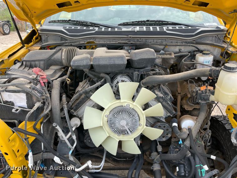 image for item MY9505 2019  Ford F350 Super Duty XL  utility bed pickup truck