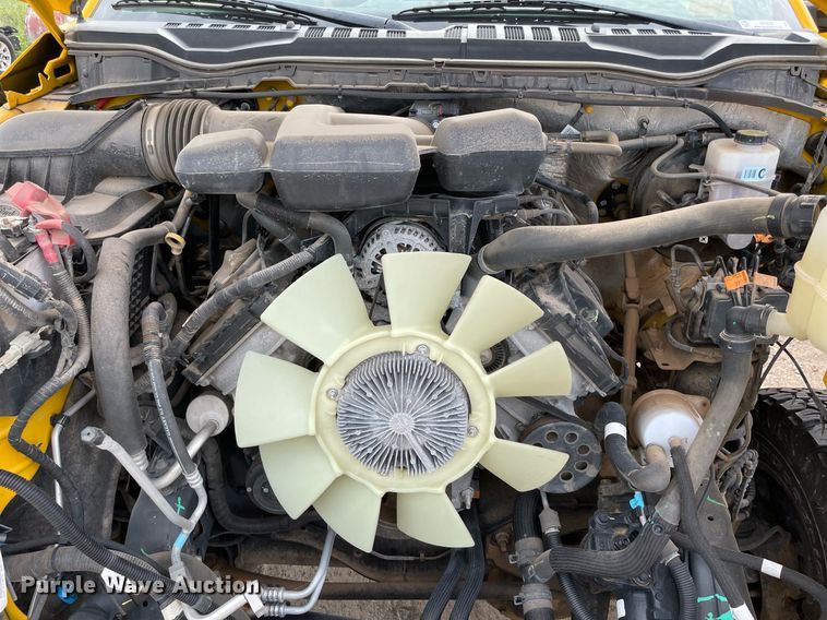 image for item MY9505 2019  Ford F350 Super Duty XL  utility bed pickup truck