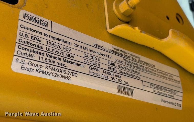 image for item MY9505 2019  Ford F350 Super Duty XL  utility bed pickup truck