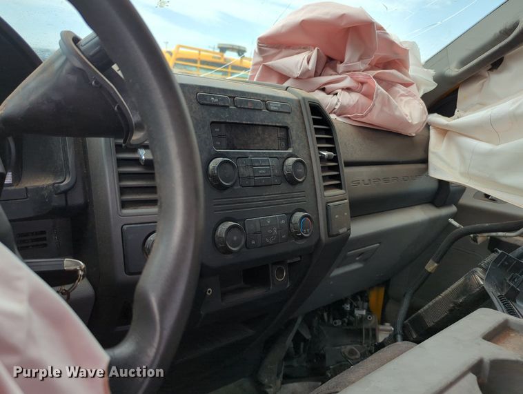 image for item MY9516 2019  Ford F350 Super Duty XL  utility bed pickup truck