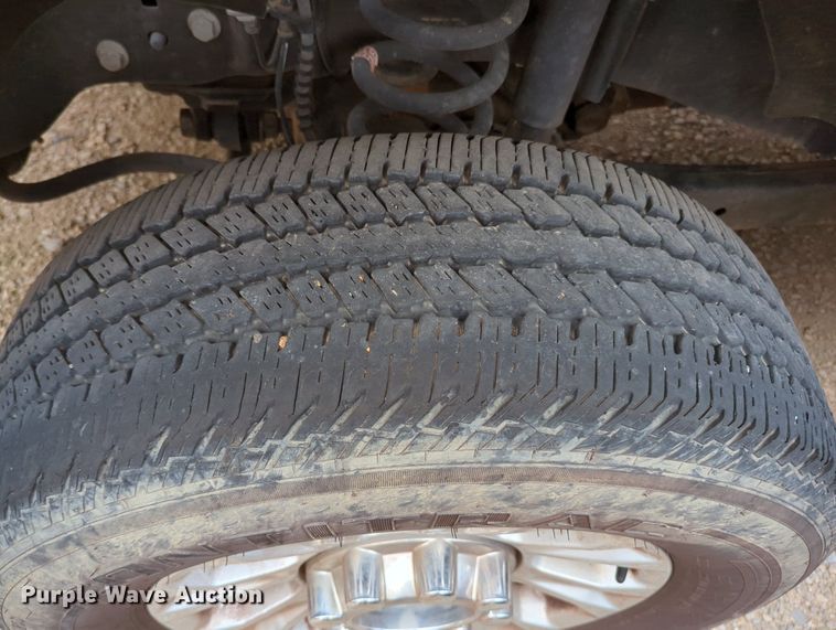 image for item MY9516 2019  Ford F350 Super Duty XL  utility bed pickup truck