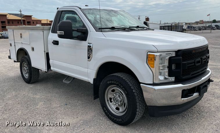 image for item MY9519 2017  Ford F350 Super Duty XL  utility bed pickup truck