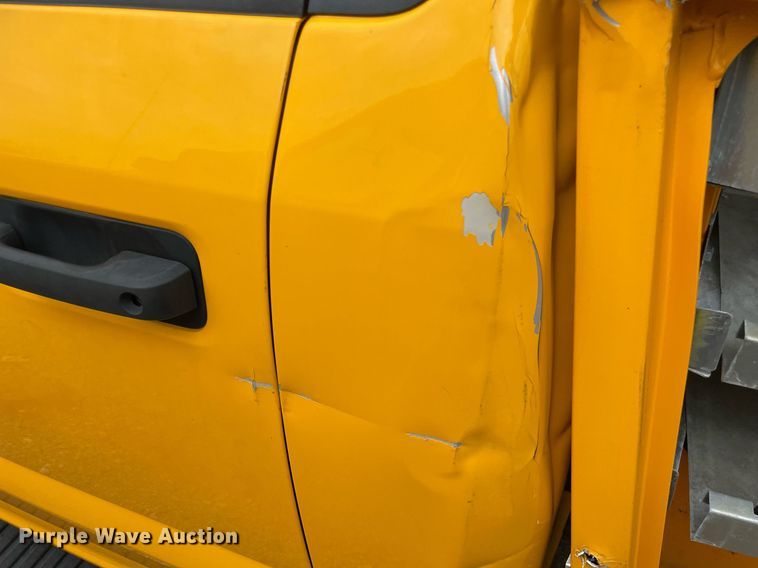 image for item MY9522 2020  Ford F350 Super Duty XL  utility bed pickup truck