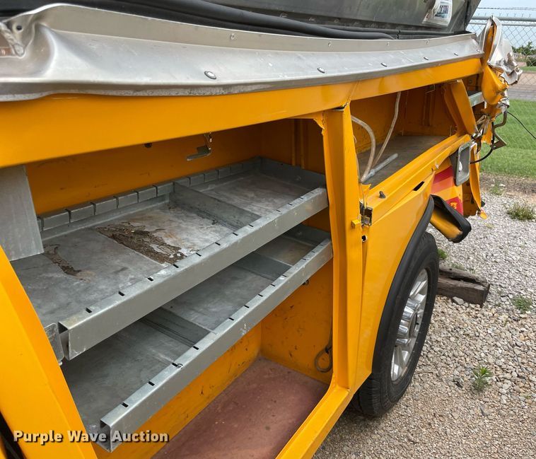 image for item MY9522 2020  Ford F350 Super Duty XL  utility bed pickup truck