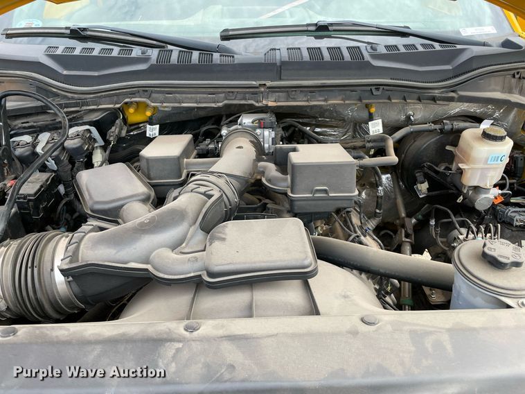 image for item MY9522 2020  Ford F350 Super Duty XL  utility bed pickup truck