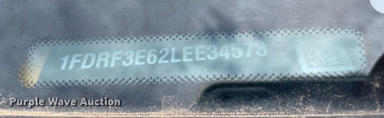 image for item MY9522 2020  Ford F350 Super Duty XL  utility bed pickup truck