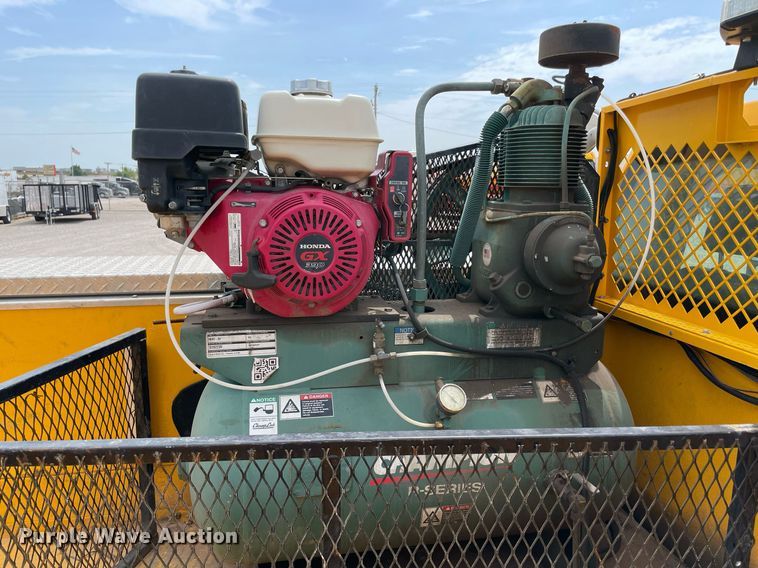 image for item MY9528 2019  Ford F350 Super Duty XL  utility bed pickup truck