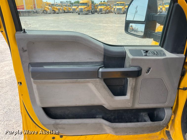 image for item MY9528 2019  Ford F350 Super Duty XL  utility bed pickup truck