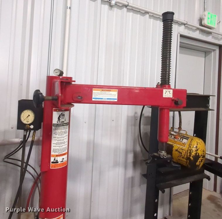 image for item MY9800 Hunter TCX535  tire machine