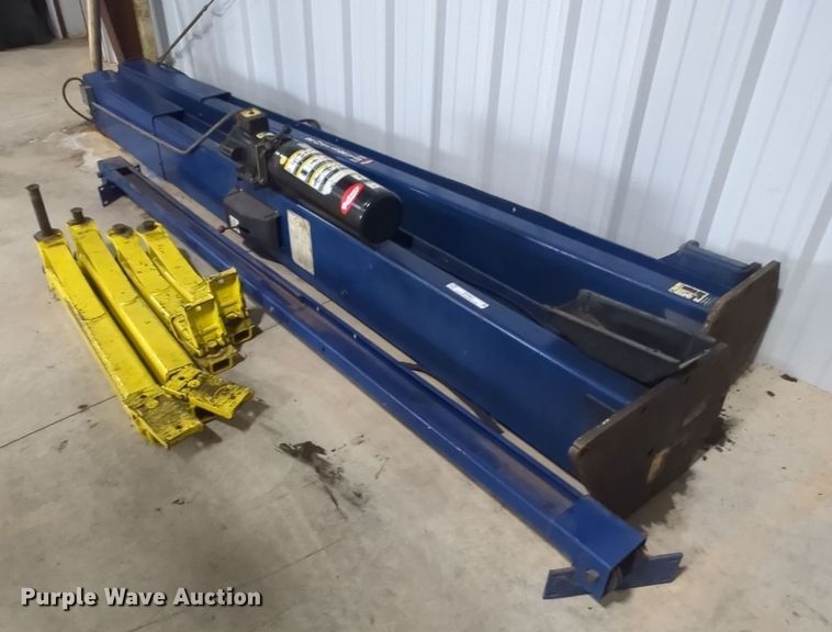 image for item MY9801 Rotary  two post automotive lift